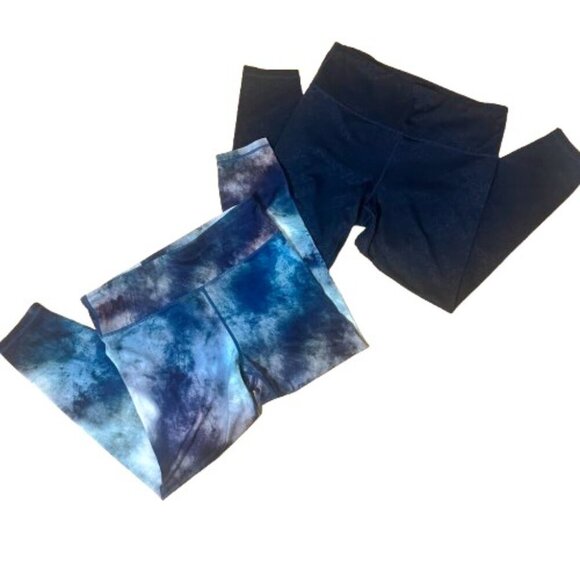 Set of TWO GAP FIT Eclipse Leggings Pants Size Medium Navy Stars Blue Print - Picture 1 of 12